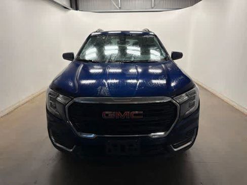 Used 2023 GMC Terrain SLE w/ Driver Convenience Package AWD/4WD image 2