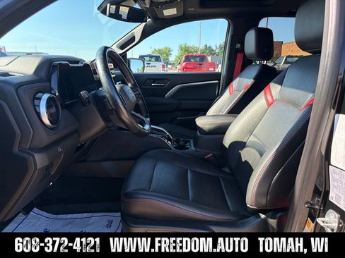 Used 2023 Chevrolet Colorado Z71 w/ Z71 Convenience Package 2 AWD/4WD image 9