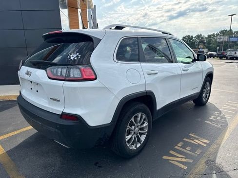 Used 2021 Jeep Cherokee Latitude Lux w/ Mopar Interior Package AWD/4WD image 5