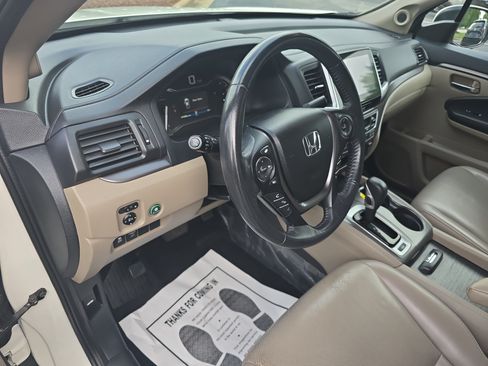 Used 2017 Honda Ridgeline RTL-T image 15
