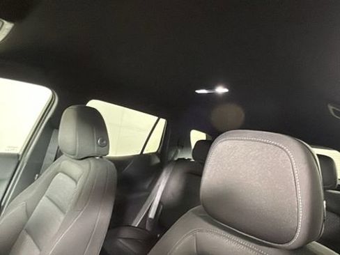 Used 2026 Chevrolet Equinox LT FWD image 13