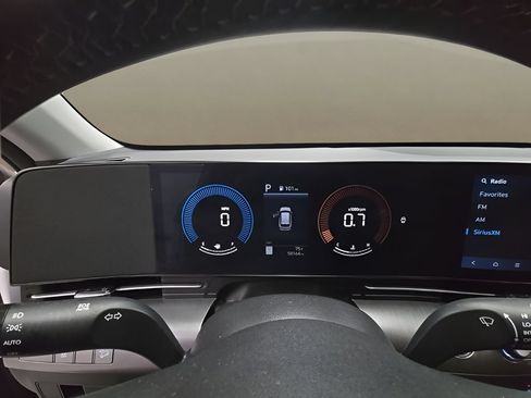 Certified 2024 Hyundai Kona SEL AWD/4WD image 36