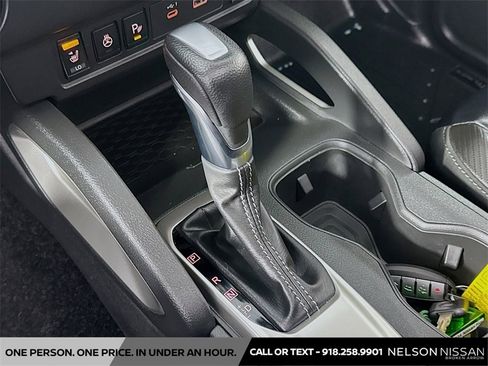 Used 2024 Nissan Frontier SL w/ Technology Package image 16