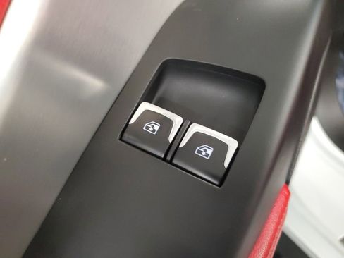 Used 2018 Chevrolet Corvette Z06 image 17