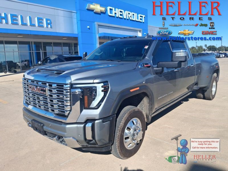 Used 2025 GMC Sierra 3500 Denali w/ Denali Reserve Package AWD/4WD image 1
