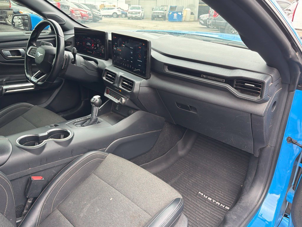 Used 2024 Ford Mustang GT RWD image 16