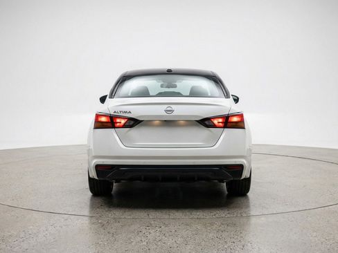 Used 2025 Nissan Altima 2.5 SV image 7