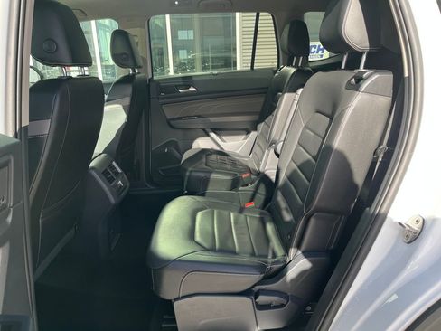 Used 2021 Volkswagen Atlas SEL Premium image 29