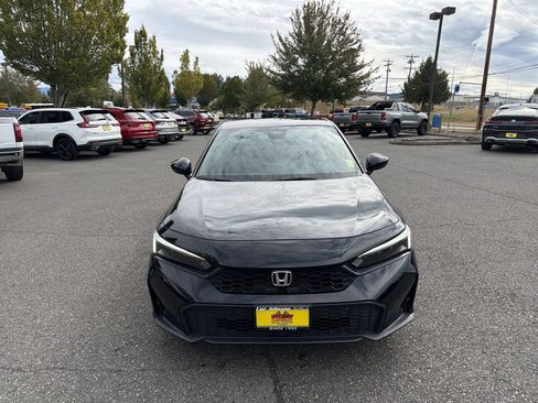 Used 2025 Honda Civic Sport image 4