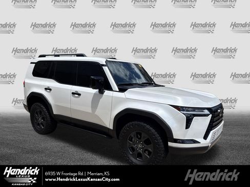 Used 2024 Lexus GX 550 AWD/4WD image 1