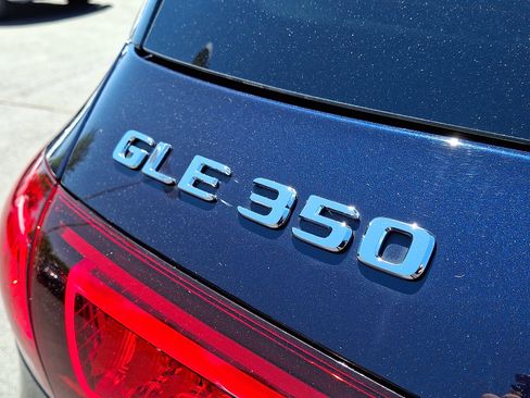 Certified 2022 Mercedes-Benz GLE 350 4MATIC image 32