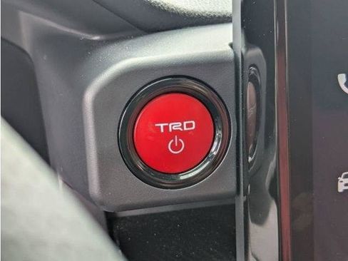 Used 2025 Toyota Tacoma TRD Pro AWD/4WD image 57
