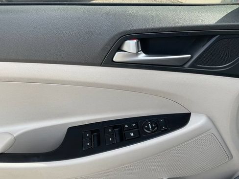 Used 2016 Hyundai Tucson SE FWD image 10