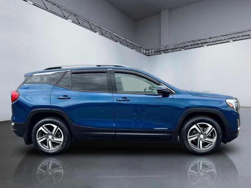 Used 2020 GMC Terrain SLT w/ Preferred Package AWD/4WD image 3