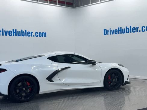Used 2021 Chevrolet Corvette Stingray Premium Cpe w/ Z51 Performance Package image 4