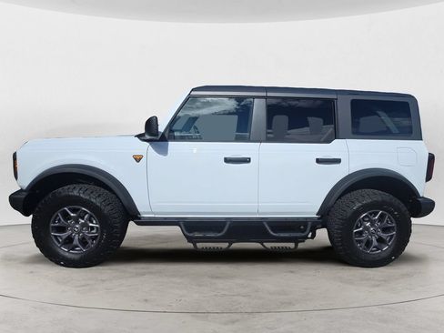 Used 2025 Ford Bronco Badlands AWD/4WD image 8