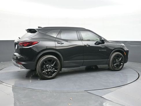 New 2026 Chevrolet Blazer LT w/ Convenience Package AWD/4WD image 15