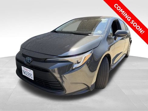 Used 2023 Toyota Corolla LE w/ Carpet Mat Package (TMS) FWD image 1