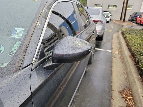 Used 2023 Honda Civic LX image 6