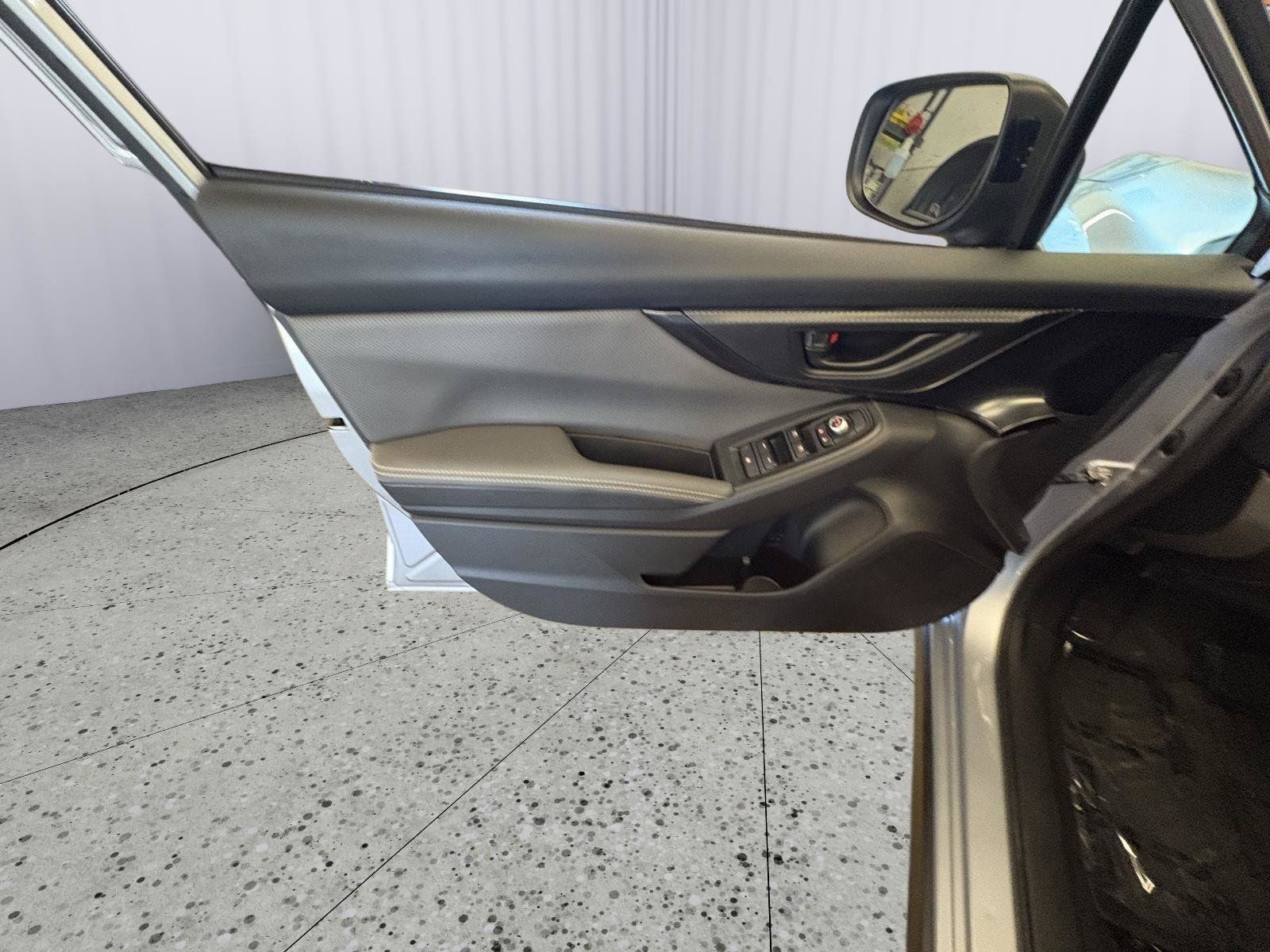Used 2023 Subaru Crosstrek 2.5i Sport AWD/4WD image 21
