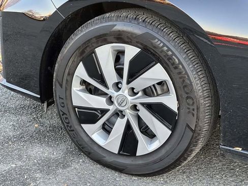 Certified 2025 Nissan Altima 2.5 S image 8