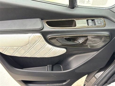 Used 2022 Mercedes-Benz Sprinter 3500 image 25