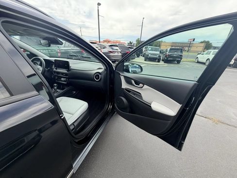 Used 2023 Hyundai Kona Limited AWD/4WD image 25