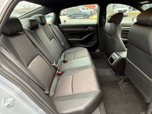Used 2022 Honda Accord Sport image 14