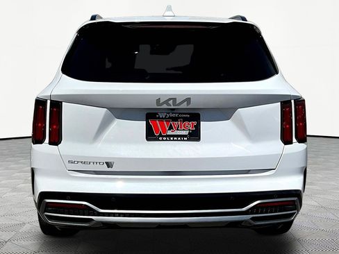 Used 2023 Kia Sorento SX FWD image 5