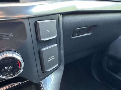 Used 2023 Ford F150 Lariat AWD/4WD image 23