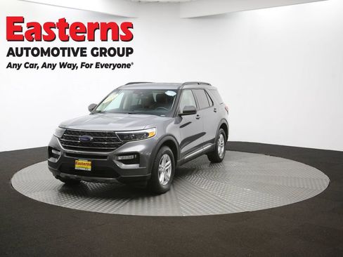 Used 2022 Ford Explorer XLT w/ Equipment Group 202A image 54