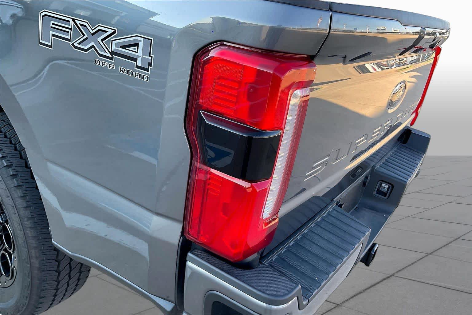 Used 2026 Ford F250 XLT w/ XLT Premium Package AWD/4WD image 28
