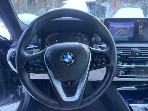 Used 2022 BMW 540i xDrive w/ Premium Package AWD/4WD image 16