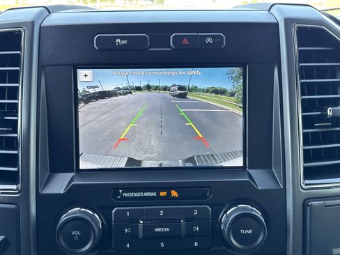 Used 2019 Ford F150 XLT image 17