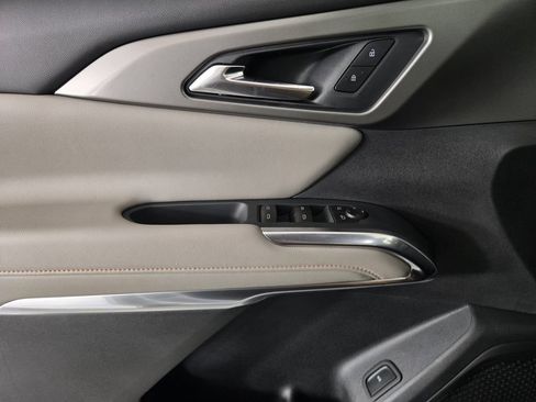 New 2026 Chevrolet Traverse LT w/ Midnight/Sport Edition FWD image 24