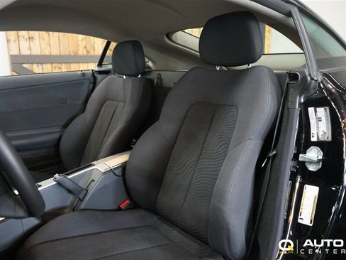 Used 2006 Chrysler Crossfire Coupe RWD image 12