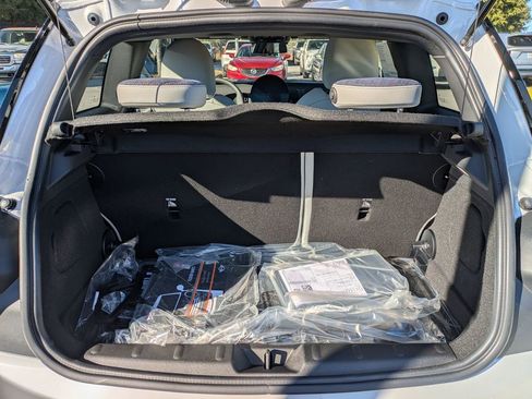 New 2026 MINI Cooper 2-Door Hardtop FWD image 23