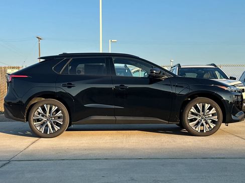 New 2026 Subaru Solterra image 2