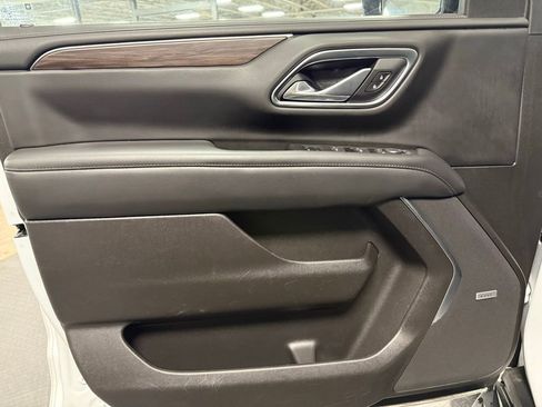 Used 2021 Chevrolet Tahoe LT w/ LT Signature Plus Package image 8