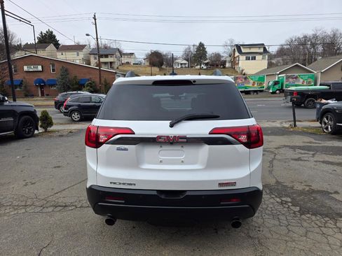 Used 2017 GMC Acadia SLT image 6