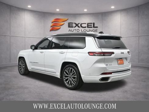 Used 2022 Jeep Grand Cherokee L Summit AWD/4WD image 5