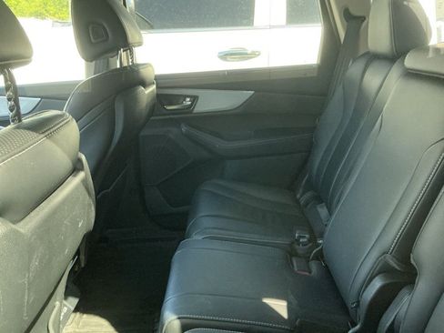 Used 2023 Acura MDX SH-AWD w/ Technology Package image 7