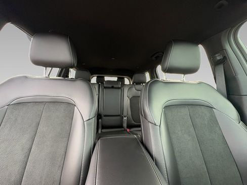 New 2026 Jeep Grand Cherokee L 2WD image 2