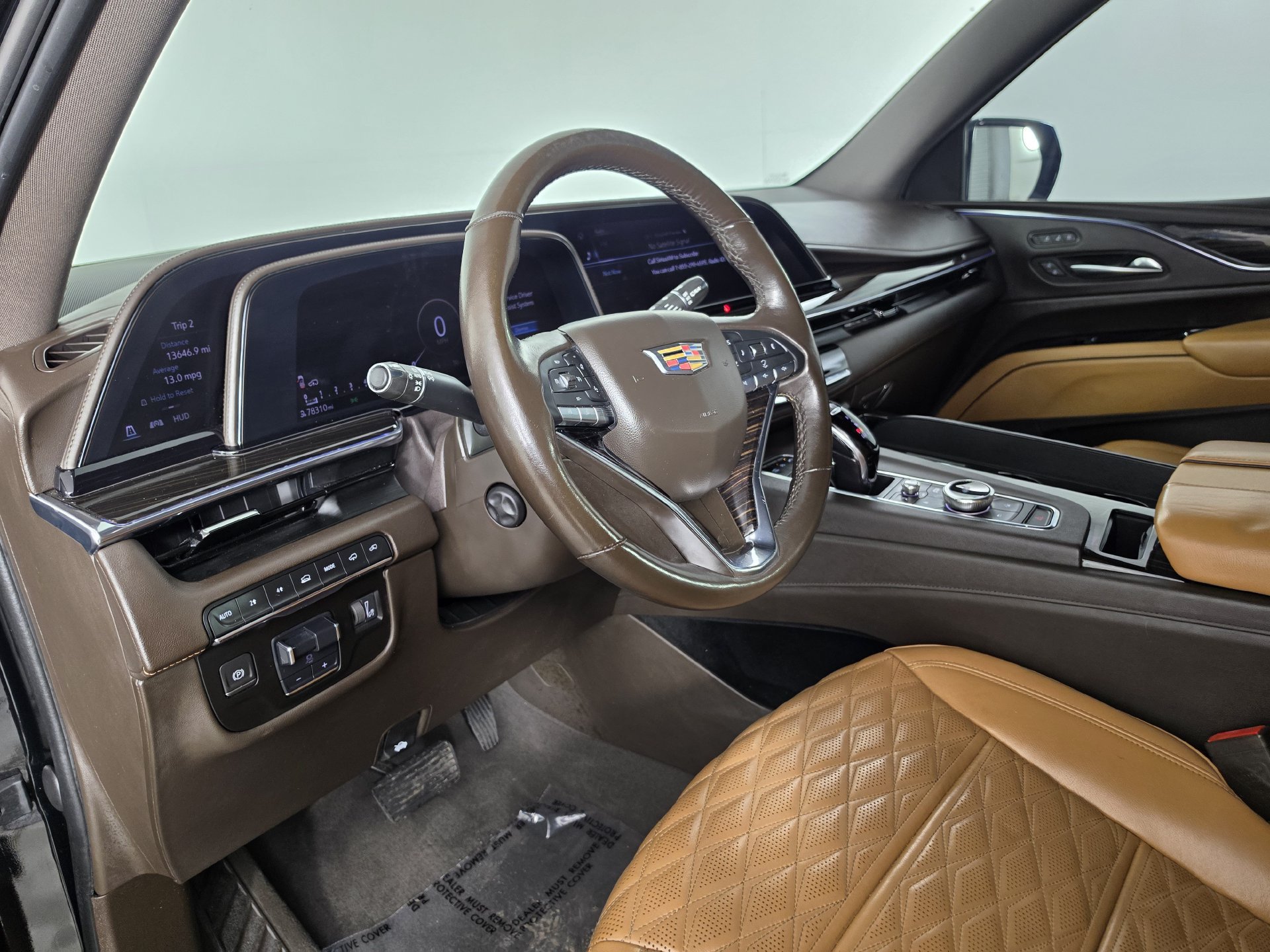 Used 2021 Cadillac Escalade Sport w/ Driver Assist Tech Package AWD/4WD image 2