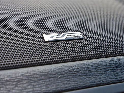 Used 2012 Volvo C70 T5 image 40