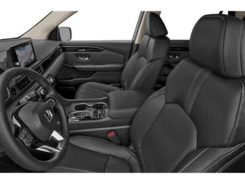 Used 2024 Honda Pilot Touring image 12