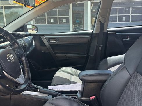 Used 2016 Toyota Corolla S FWD image 9
