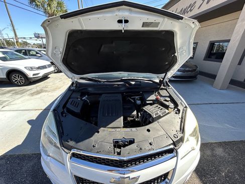Used 2013 Chevrolet Equinox LT image 6