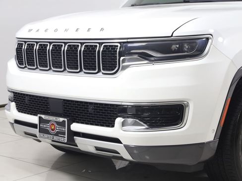 Used 2022 Jeep Wagoneer Series II AWD/4WD image 51