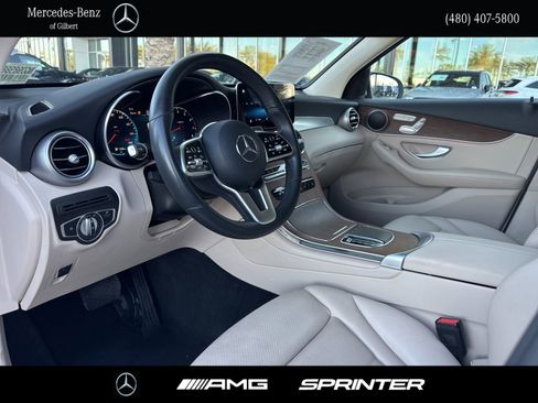 Certified 2022 Mercedes-Benz GLC 300 image 10